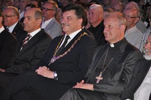 b_800_600_0_00_images_stories_Novice_2015_Slavnostna_akademija_ob_obcinskem_prazniku_in_praznovanje_20_let_obcine_Grosuplje_8