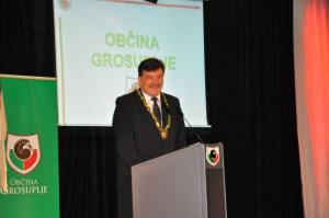 b_800_600_0_00_images_stories_Novice_2015_Slavnostna_akademija_ob_obcinskem_prazniku_in_praznovanje_20_let_obcine_Grosuplje_9c