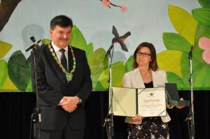 b_800_600_0_00_images_stories_Novice_2015_Slavnostna_akademija_ob_obcinskem_prazniku_in_praznovanje_20_let_obcine_Grosuplje_9i