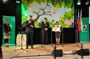 b_800_600_0_00_images_stories_Novice_2015_Slavnostna_akademija_ob_obcinskem_prazniku_in_praznovanje_20_let_obcine_Grosuplje_9j