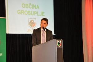 b_800_600_0_00_images_stories_Novice_2015_Slavnostna_akademija_ob_obcinskem_prazniku_in_praznovanje_20_let_obcine_Grosuplje_9r