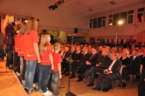 b_800_600_0_00_images_stories_Novice_2015_Slavnostna_akademija_ob_obcinskem_prazniku_in_praznovanje_20_let_obcine_Grosuplje_9zv