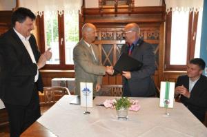 b_800_600_0_00_images_stories_Novice_2015_Podpis_pogodbe_o_delovanju_Regijske_pisarne_Olimpijskega_komiteja_Slovenije_6