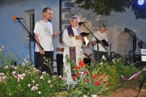 b_800_600_0_00_images_stories_Novice_2015_Kulturna_prireditev_Vojne_nikoli_vec_9g