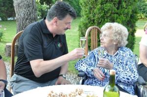 b_800_600_0_00_images_stories_Novice_2015_Antonija_Perovsek_praznovala_100._rojstni_dan_5