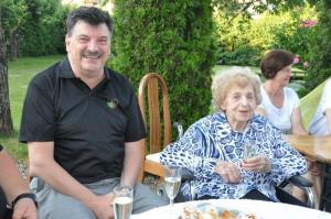 b_800_600_0_00_images_stories_Novice_2015_Antonija_Perovsek_praznovala_100._rojstni_dan_7