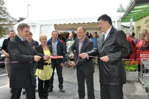 b_800_600_0_00_images_stories_Novice_2015_Kmetijska_zadruga_Grosuplje_je_odprla_prenovljene_prostore_9j