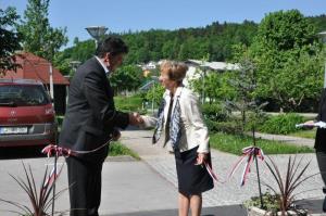 b_800_600_0_00_images_stories_Novice_2015_Nov_park_pred_Domom_starejsih_obcanov_Grosuplje_9f