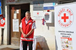 b_800_600_0_00_images_stories_Novice_2015_Defibrilator_dostopen_tudi_na_Taborski_cesti_6_v_Grosupljem_2