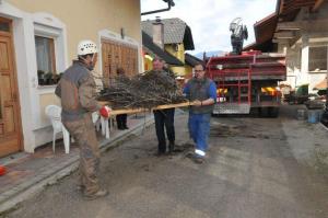 b_800_600_0_00_images_stories_Novice_2015_Nov_gnezditveni_podstavek_za_se_en_par_storkelj_9m