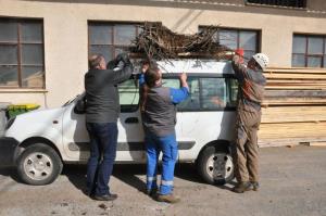 b_800_600_0_00_images_stories_Novice_2015_Nov_gnezditveni_podstavek_za_se_en_par_storkelj_9n