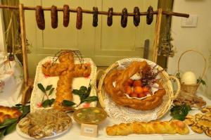 b_800_600_0_00_images_stories_Novice_2015_Velikonocna_razstava_v_Mestni_knjiznici_Grosuplje_9i