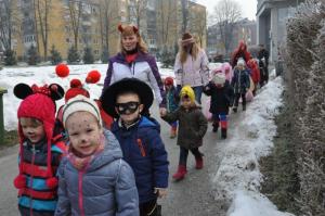 b_800_600_0_00_images_stories_Novice_2015_Maskarce_iz_vrtca_Kobacaj_obiskale_obcinsko_upravo_9e