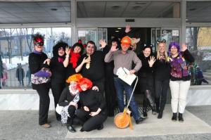 b_800_600_0_00_images_stories_Novice_2015_Maskarce_iz_vrtca_Kobacaj_obiskale_obcinsko_upravo_9i