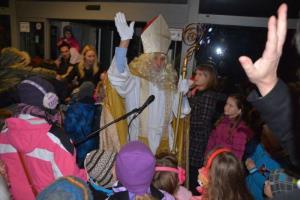 b_800_600_0_00_images_stories_Novice_2014_Prizig_praznicnih_luck_in_Miklavzevanje_v_Grosupljem_9b