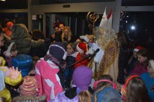 b_800_600_0_00_images_stories_Novice_2014_Prizig_praznicnih_luck_in_Miklavzevanje_v_Grosupljem_9c