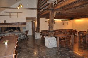 b_800_600_0_00_images_stories_Novice_2014_Prenovljen_piknik_prostor_pr_Mrtinet_2