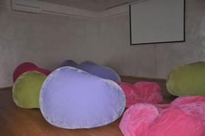 b_800_600_0_00_images_stories_Novice_2014_Prenovljen_piknik_prostor_pr_Mrtinet_8