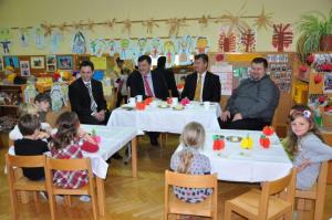 b_800_600_0_00_images_stories_Novice_2014_Na_tradicionalnem_slovenskem_zajtrku_v_vrtcu_Tinkara_6
