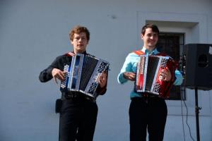 b_800_600_0_00_images_stories_Novice_2014_50_let_zupnije_sv_Mihaela_Grosuplje_9a