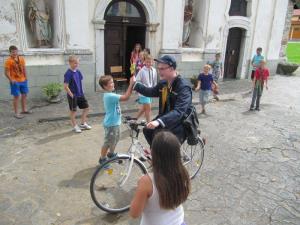 b_800_600_0_00_images_stories_Novice_2014_Teden_veselja_za_otroke_v_Smarju_Sapu_2014_6