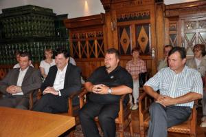 b_800_600_0_00_images_stories_Novice_2014_Izsel_je_ze_28_Zbornik_obcin_Grosuplje_Ivancna_in_Dobrepolje_8