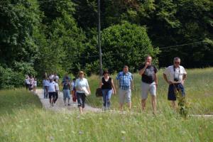 b_800_600_0_00_images_stories_Novice_2014_Otvoritev_Naravoslovne_ucne_poti_PO_SLEDEH_VODOMCA_v_Logu_pod_vasjo_Cerovo_8