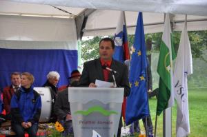 b_800_600_0_00_images_stories_Novice_2014_Slovesnost_ob_dnevu_drzavnosti_na_Polzevem_9