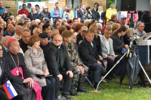 b_800_600_0_00_images_stories_Novice_2014_Slovesnost_ob_dnevu_drzavnosti_na_Polzevem_9a