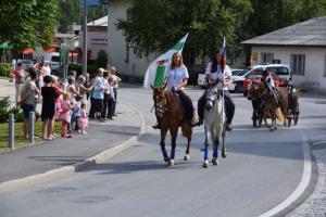 b_800_600_0_00_images_stories_Novice_2014_105_let_gasilstva_v_Grosupljem_2