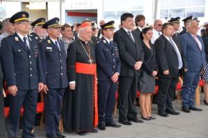 b_800_600_0_00_images_stories_Novice_2014_105_let_gasilstva_v_Grosupljem_9j