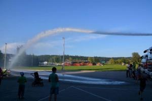 b_800_600_0_00_images_stories_Novice_2014_Novo_vozilo_Prostovoljnega_gasilskega_drustva_Grosuplje_9e