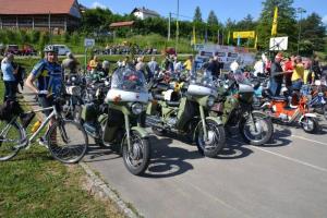 b_800_600_0_00_images_stories_Novice_2014_19._vseslovensko_srecanje_ljubiteljev_starodobnih_vozil_Skofljica_s_postankom_na_Kolodvorski_cesti_2