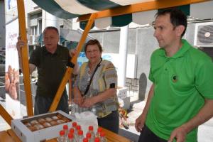 b_800_600_0_00_images_stories_Novice_2014_19._vseslovensko_srecanje_ljubiteljev_starodobnih_vozil_Skofljica_s_postankom_na_Kolodvorski_cesti_9o