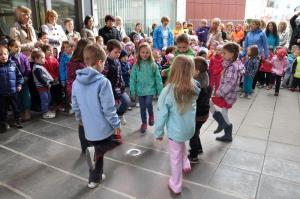 b_800_600_0_00_images_stories_Novice_2014_Velikonocna_razstava_v_Mestni_knjiznici_Grosuplje_9