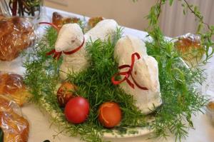 b_800_600_0_00_images_stories_Novice_2014_Velikonocna_razstava_v_Mestni_knjiznici_Grosuplje_9g