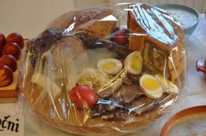 b_800_600_0_00_images_stories_Novice_2014_Velikonocna_razstava_v_Mestni_knjiznici_Grosuplje_9i