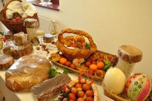 b_800_600_0_00_images_stories_Novice_2014_Velikonocna_razstava_v_Mestni_knjiznici_Grosuplje_9j