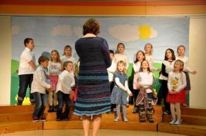 b_800_600_0_00_images_stories_Novice_2014_Dobrodelni_koncert_Od_pomladi_do_pomladi_9