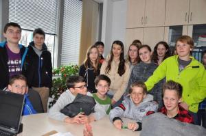 b_800_600_0_00_images_stories_Novice_2014_Ucenci_7_b_razreda_Osnovne_sole_Brinje_Grosuplje_obiskali_obcinsko_upravo_7