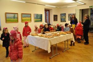 b_800_600_0_00_images_stories_Novice_2014_Pust_v_Mestni_knjiznici_Grosuplje_9e