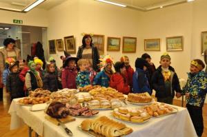 b_800_600_0_00_images_stories_Novice_2014_Pust_v_Mestni_knjiznici_Grosuplje_9k