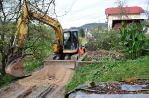 b_800_600_0_00_images_stories_Novice_2014_Dela_za_izgradnjo_kanalizacije_in_nadgradnjo_centralne_cistilne_naprave_so_v_polnem_teku_9zi