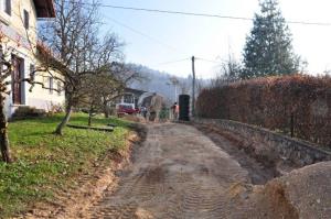 b_800_600_0_00_images_stories_Novice_2014_Dela_za_izgradnjo_kanalizacije_in_nadgradnjo_centralne_cistilne_naprave_so_v_polnem_teku_9zl