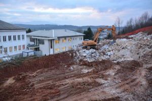 b_800_600_0_00_images_stories_Novice_2013_Pricela_so_se_gradbena_dela_za_izgradnjo_prizidka_k_Zdravstvenemu_domu_Grosuplje_9a