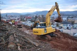 b_800_600_0_00_images_stories_Novice_2013_Pricela_so_se_gradbena_dela_za_izgradnjo_prizidka_k_Zdravstvenemu_domu_Grosuplje_9b