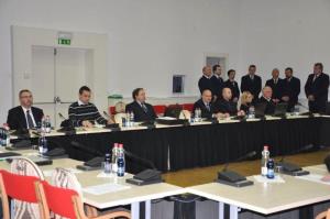 b_800_600_0_00_images_stories_Novice_2013_Slavnostna_seja_Obcinskega_sveta_Obcine_Grosuplje_ob_dnevu_samostojnosti_in_enotnosti_2013_5