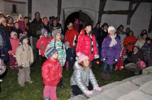 b_800_600_0_00_images_stories_Novice_2013_10_Miklavzev_pohod_z_luckami_9d