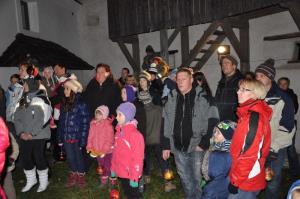 b_800_600_0_00_images_stories_Novice_2013_10_Miklavzev_pohod_z_luckami_9f