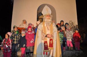 b_800_600_0_00_images_stories_Novice_2013_10_Miklavzev_pohod_z_luckami_9o